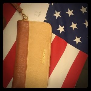 Brand new never used Steve Madden Wallet